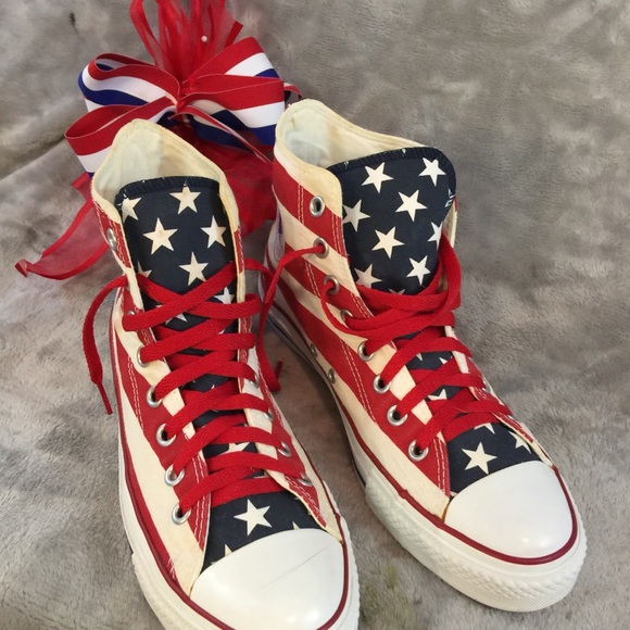 converse patriotic shoes